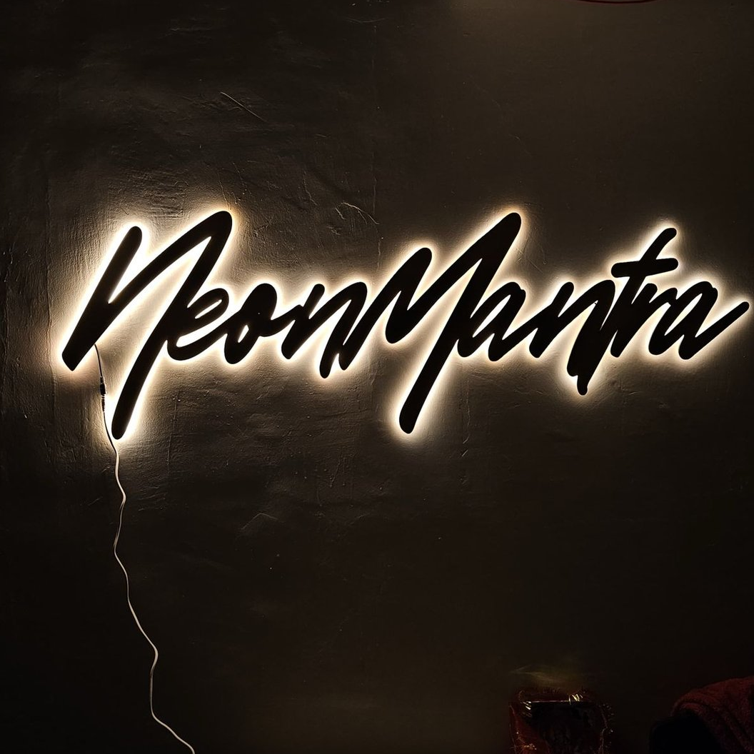 neonmantra